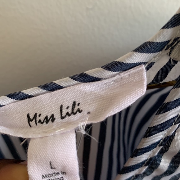 L | Striped Blouse with Balloon Sleeves - Picture 3 of 3